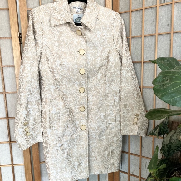 Vintage Coat - Picture 2 of 5